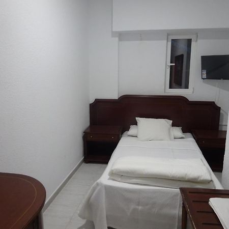 Hostal Lavapies Мадрид Екстер'єр фото